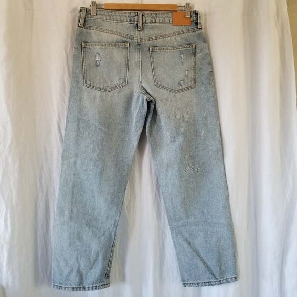 Avec Les Filles | Distressed High Rise Jean - Picture 2 of 9